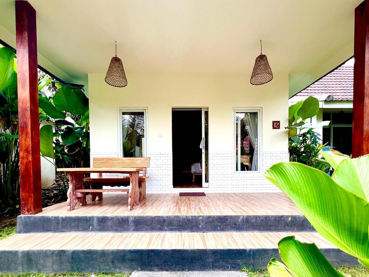 Agung Wiwin Homestay & Restaurant Mengwi Exterior photo